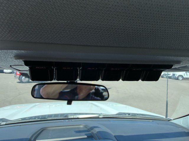 New 2026 Ford F250 XL w/ XL Chrome Package RWD image 19