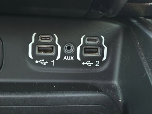 Used 2019 RAM 1500 Limited AWD/4WD image 21