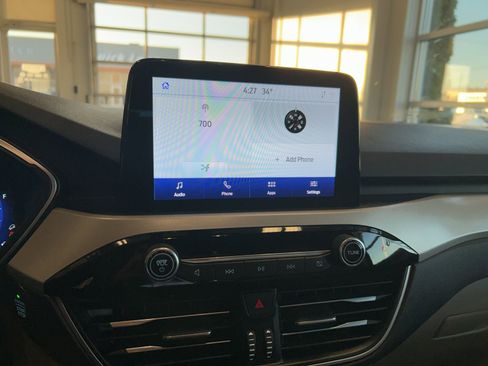 Used 2020 Ford Escape SE Sport image 27