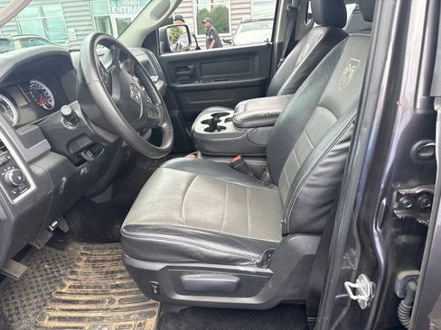 Used 2014 RAM 1500 Express AWD/4WD image 10
