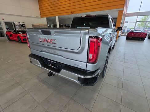 Used 2025 GMC Sierra 1500 SLT AWD/4WD image 11
