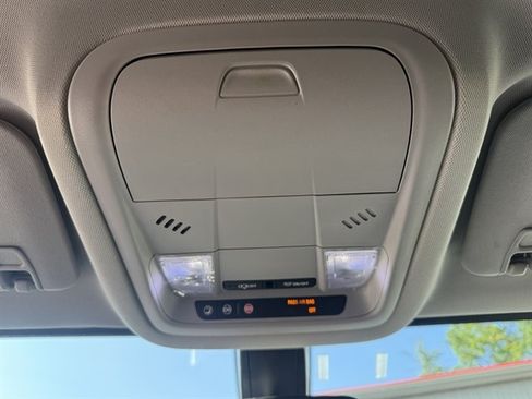 Used 2019 GMC Acadia SLE AWD/4WD image 22