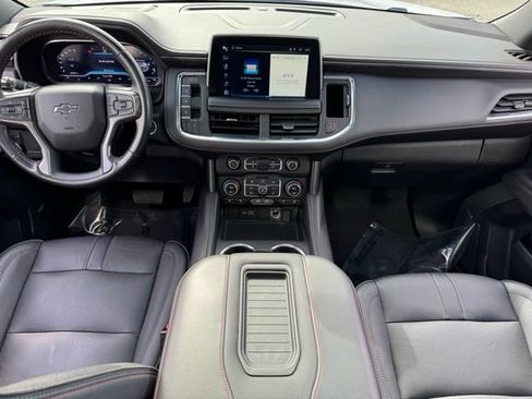 Used 2022 Chevrolet Suburban RST AWD/4WD image 11