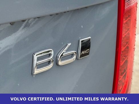 Certified 2023 Volvo XC90 B6 Plus w/ Protection Package Premier AWD/4WD image 11