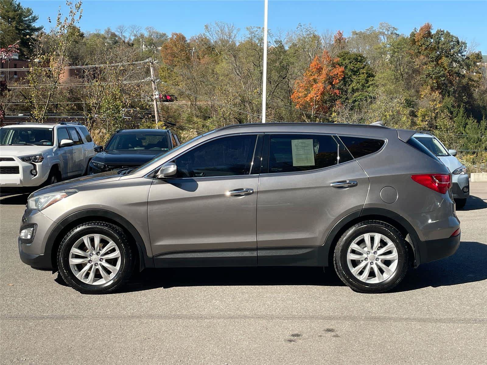Used 2016 Hyundai Santa Fe Sport w/ Option Group 04 AWD/4WD image 2