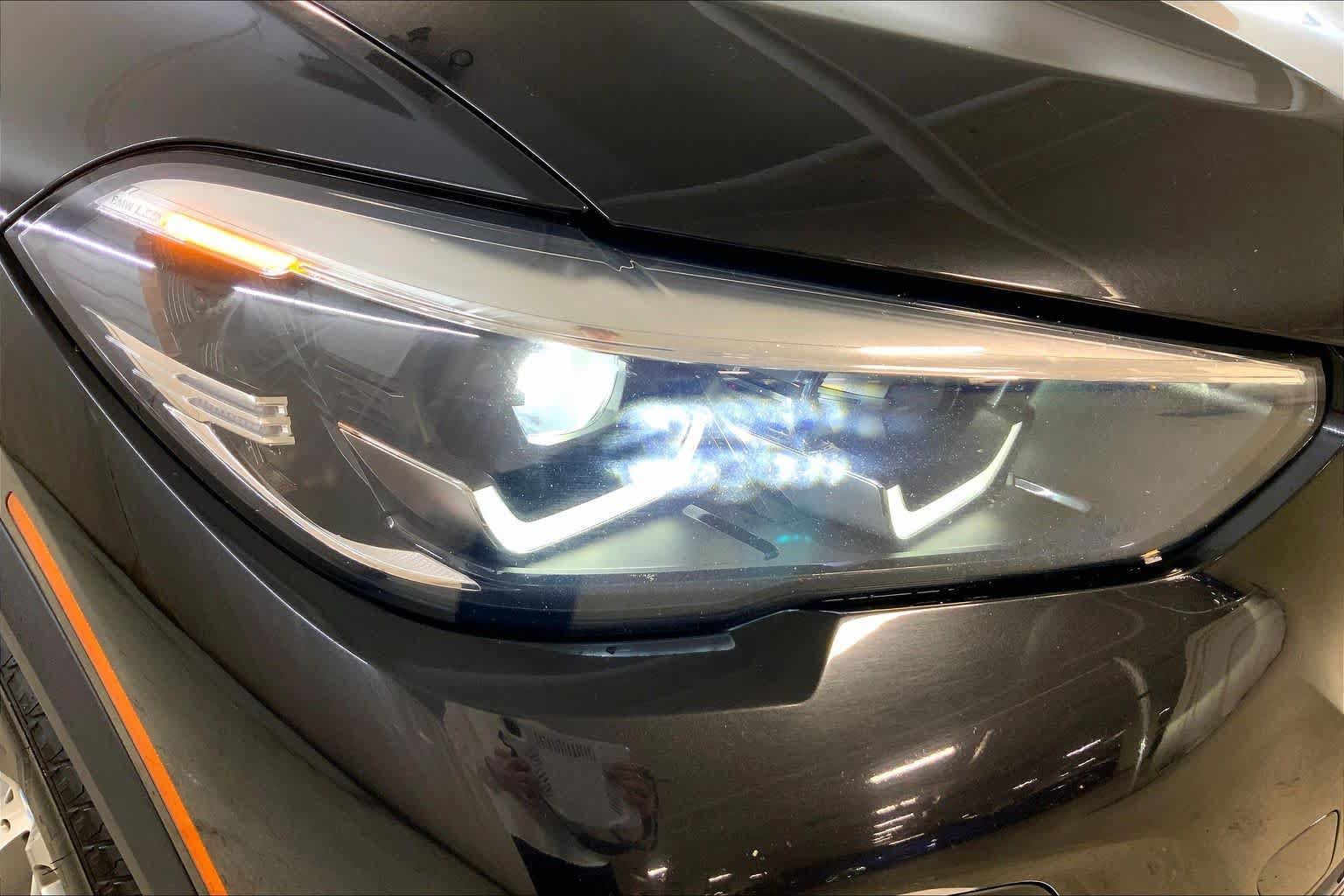Used 2021 BMW X5 xDrive40i AWD/4WD image 27