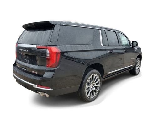 New 2026 GMC Yukon XL Denali w/ Denali Reserve Package image 5