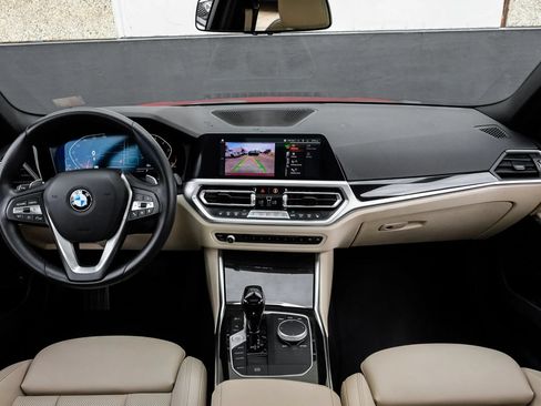 Used 2022 BMW 330i Sedan w/ Driving Assistance Package RWD image 16