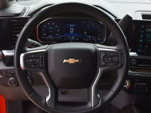 Used 2024 Chevrolet Silverado 2500 LT w/ Convenience Package AWD/4WD image 22