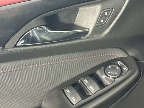 Used 2025 Chevrolet TrailBlazer RS AWD/4WD image 13
