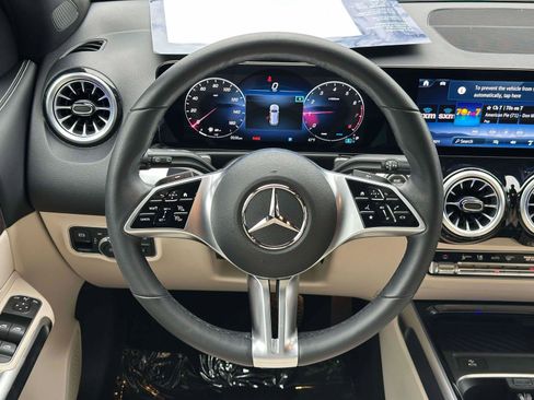 Certified 2025 Mercedes-Benz GLB 250 4MATIC image 12