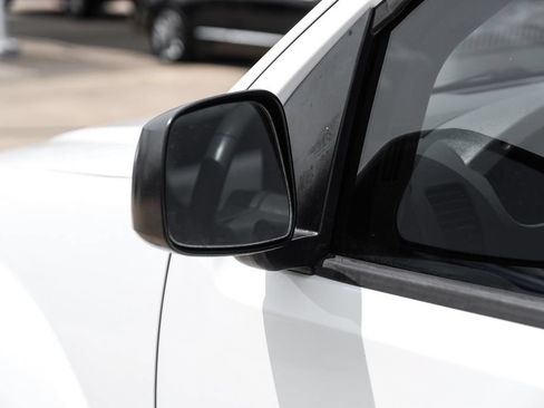 Used 2019 Nissan Frontier S RWD image 40