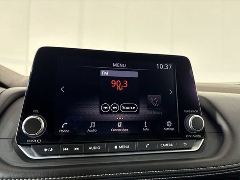 Used 2023 Nissan Rogue S FWD image 12