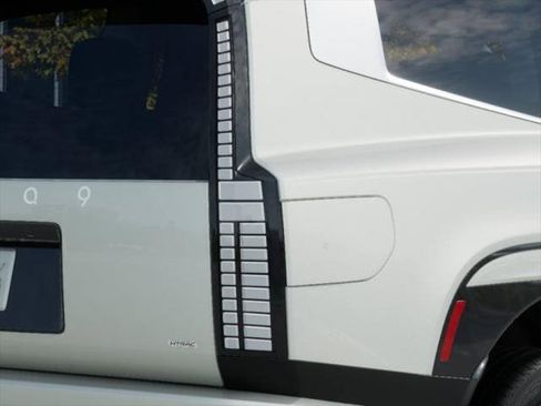 New 2026 Hyundai Ioniq 9 SEL image 10