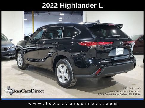 Used 2022 Toyota Highlander L image 12