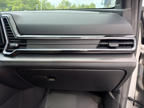 Used 2024 Kia Sportage SX FWD image 21