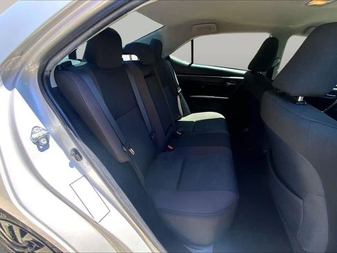 Used 2019 Toyota Corolla LE FWD image 20