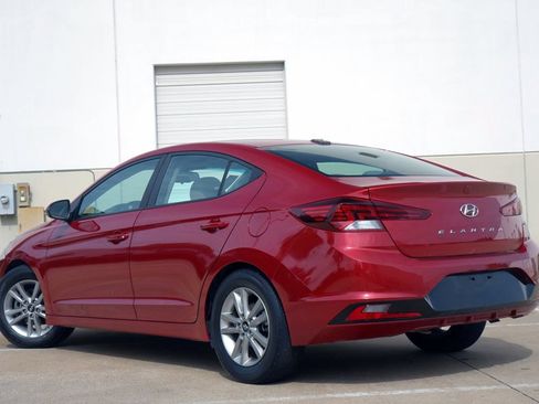 Used 2019 Hyundai Elantra Value Edition FWD image 4