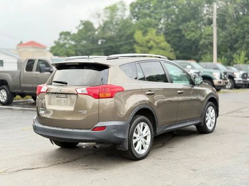Used 2013 Toyota RAV4 Limited AWD/4WD image 7