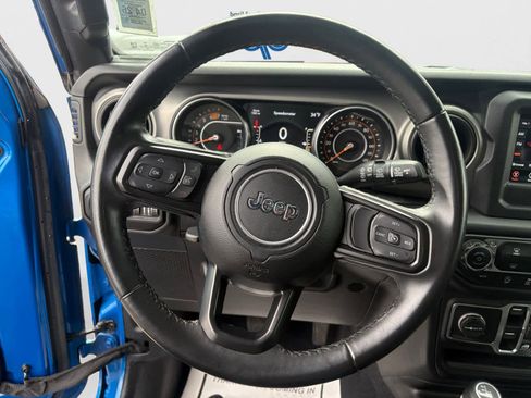 Used 2021 Jeep Wrangler Unlimited Sport image 13