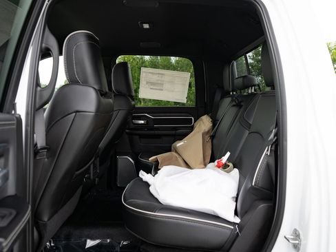 New 2026 RAM 4500 4x4 Crew Cab DRW w/ Laramie Trim Package image 17