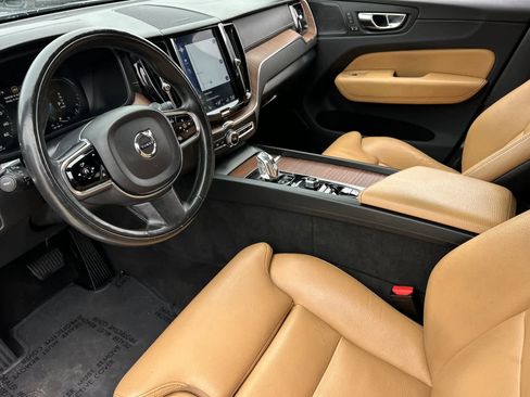 Used 2019 Volvo XC60 T8 Inscription w/ Protection Package Premier image 9