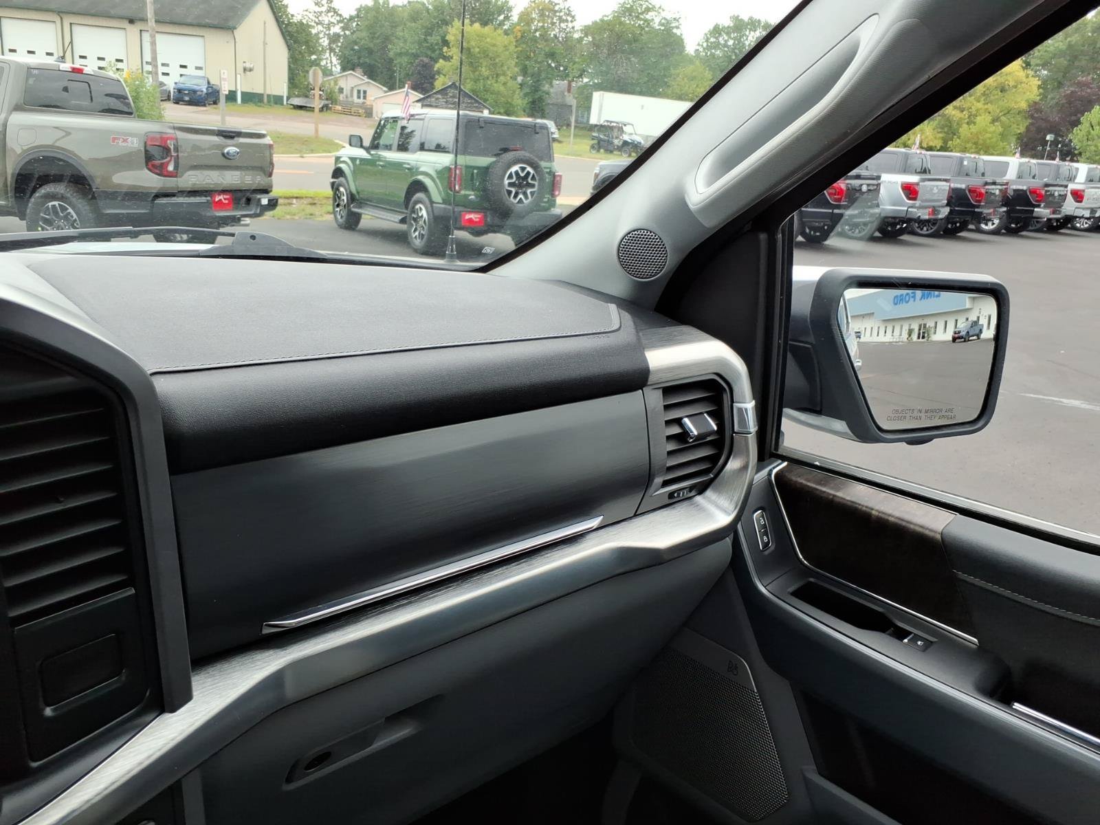 Used 2021 Ford F150 Lariat w/ Equipment Group 502A High AWD/4WD image 21