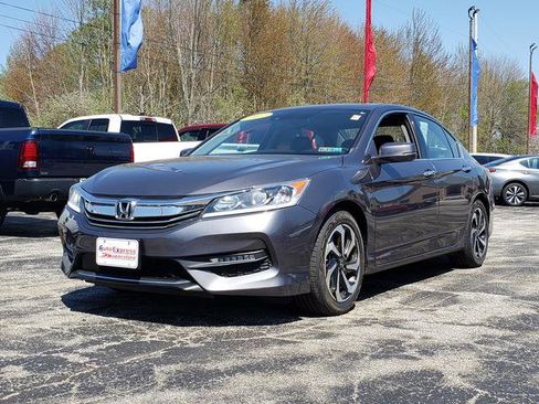 Used 2017 Honda Accord EX-L image 3