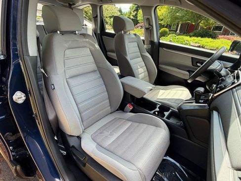 Used 2017 Honda CR-V LX image 15