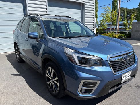 Used 2021 Subaru Forester Limited AWD/4WD image 2