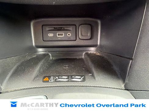 Used 2020 Chevrolet Equinox Premier FWD image 28
