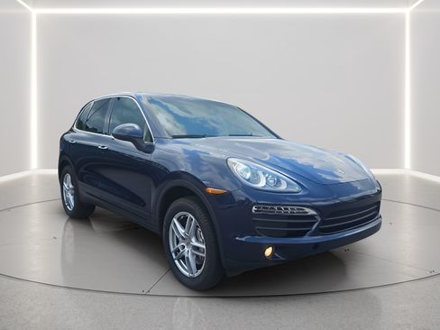 Used 2013 Porsche Cayenne S AWD/4WD image 7