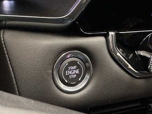 New 2026 GMC Canyon Elevation w/ Technology Package image 15