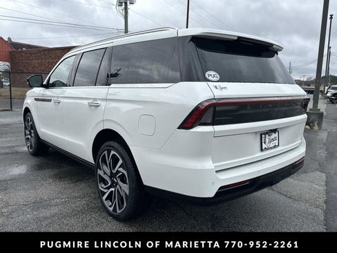 New 2026 Lincoln Navigator Reserve AWD/4WD image 5