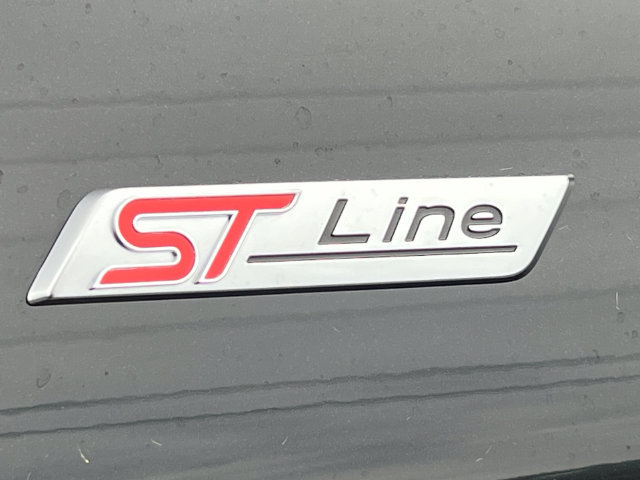 New 2026 Ford Explorer ST-Line w/ ST-Line Street Pack AWD/4WD image 2