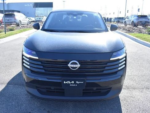 Used 2025 Nissan Kicks S image 8