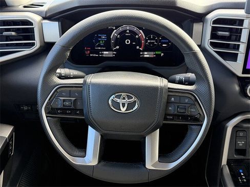 Used 2022 Toyota Tundra Limited image 14