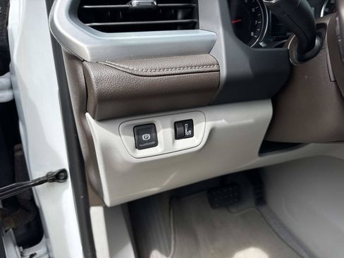 Used 2019 GMC Acadia SLT FWD image 20