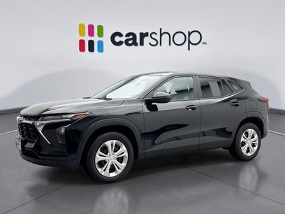 Used 2025 Chevrolet Trax LS