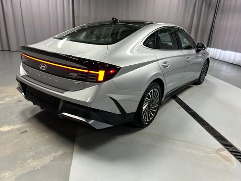 Used 2024 Hyundai Sonata Limited image 7