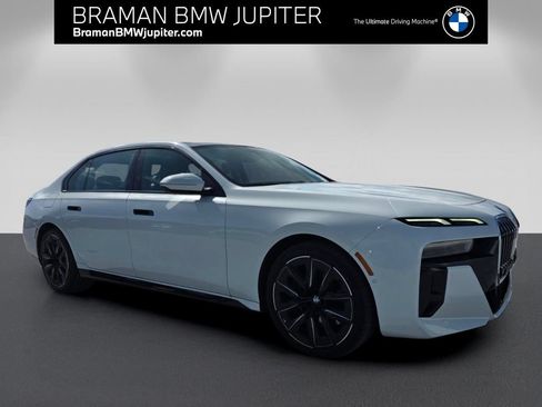 Certified 2023 BMW 760i xDrive AWD/4WD image 1