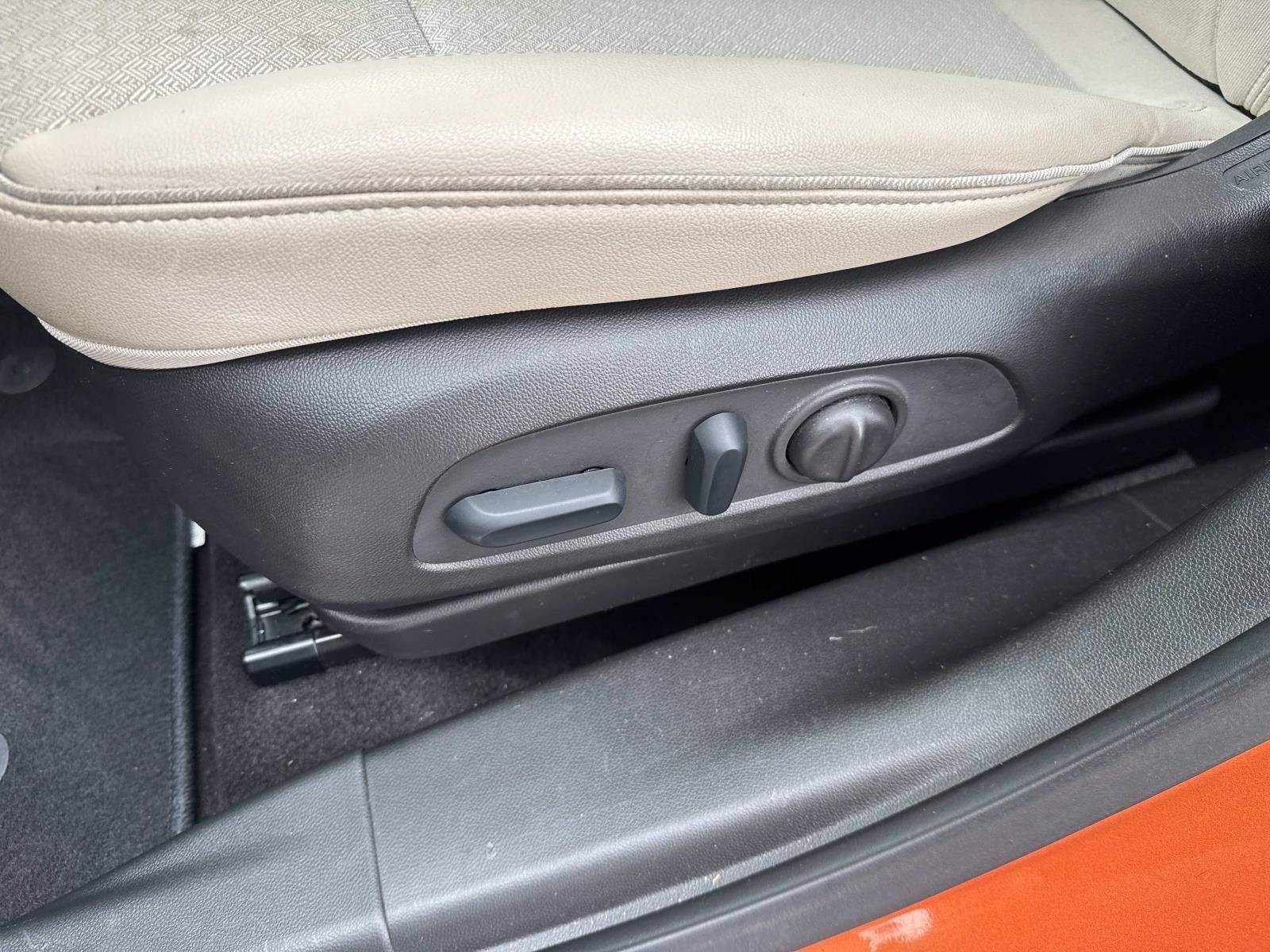 Used 2023 Buick Encore GX Preferred w/ Cold Weather Comfort Package FWD image 22