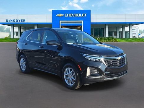 Used 2024 Chevrolet Equinox LT w/ LPO, Floor Liner Package AWD/4WD image 6