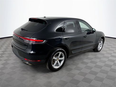 Used 2021 Porsche Macan image 8