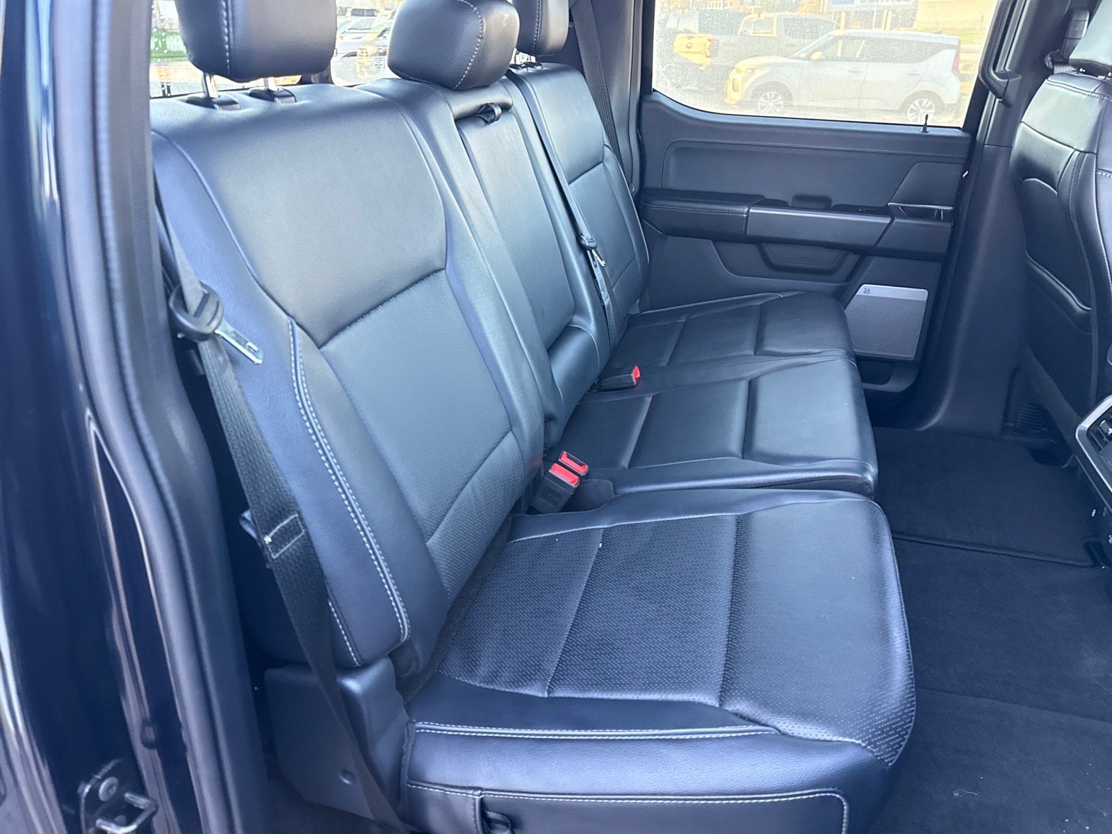 Used 2025 Ford F150 Lariat w/ Equipment Group 501A Mid AWD/4WD image 29