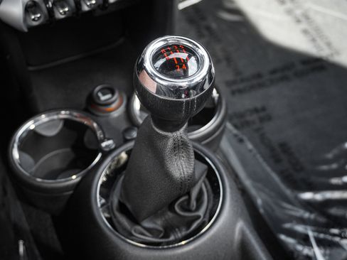 Used 2009 MINI Cooper John Cooper Works FWD image 29