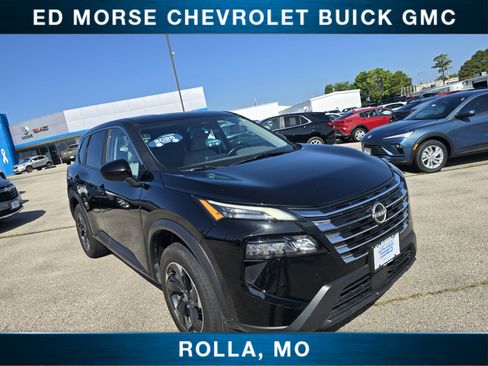 Used 2025 Nissan Rogue SV FWD image 1