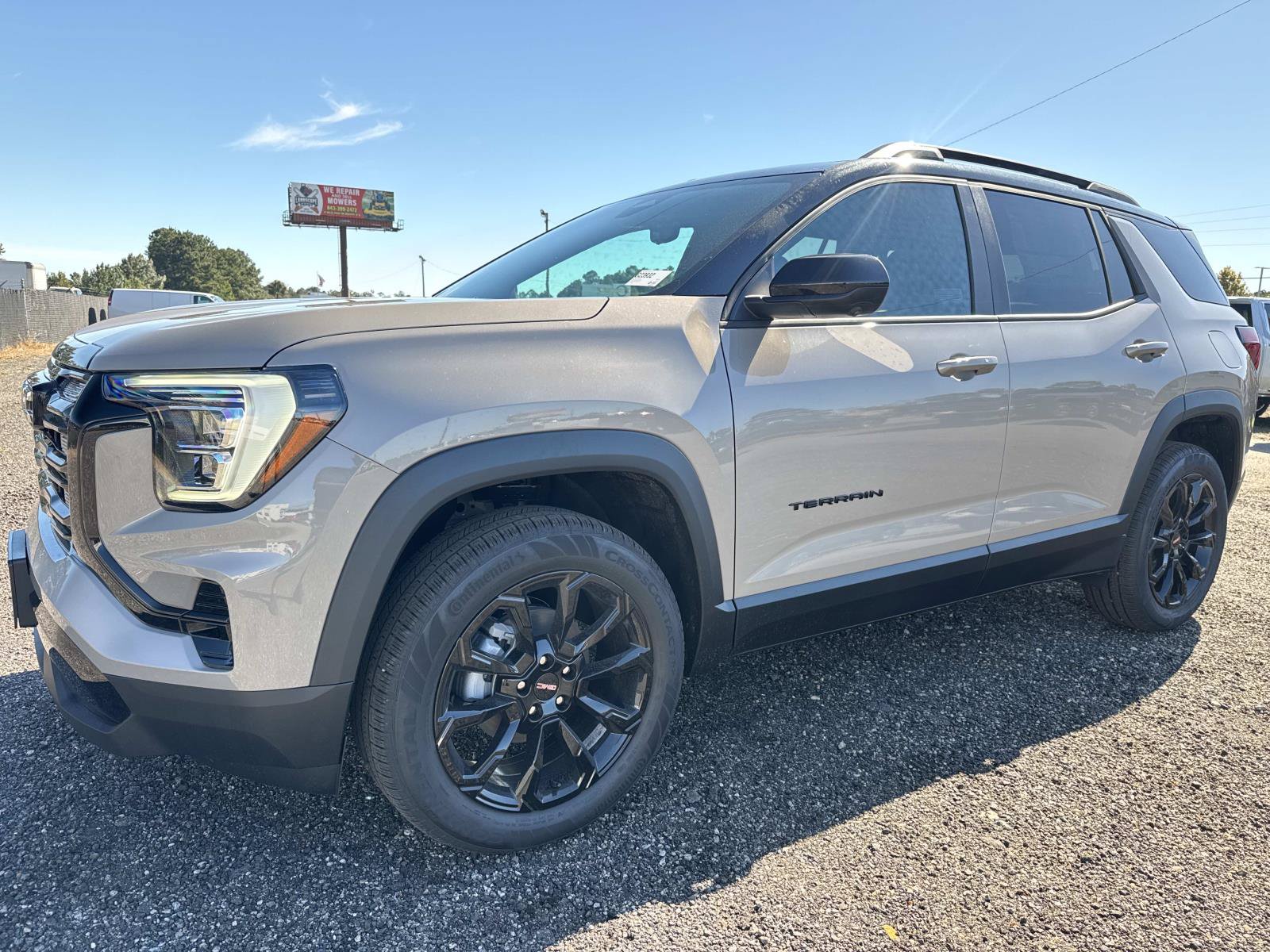 New 2027 GMC Terrain Elevation FWD image 7