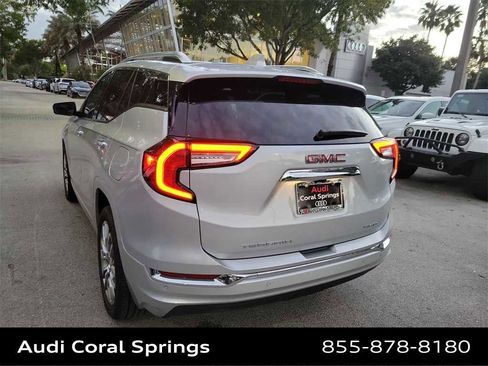 Used 2022 GMC Terrain Denali w/ Denali Premium Package image 12