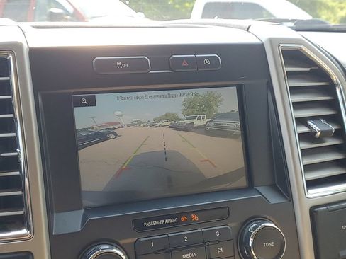 Used 2015 Ford F150 Lariat w/ Trailer Tow Package AWD/4WD image 25